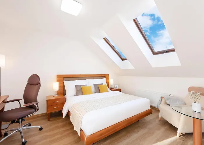 Roof Апартаменты *
